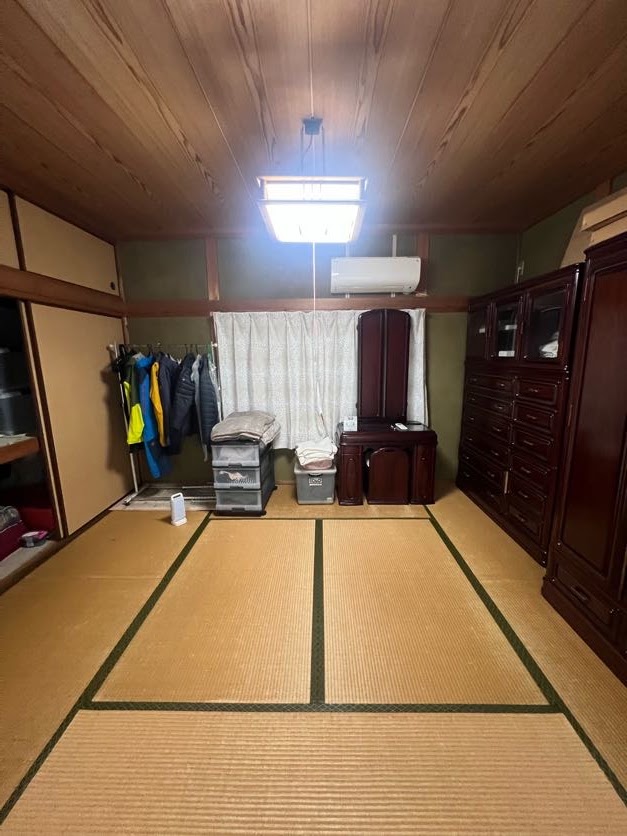 倉敷市|ベッドも置ける!和室を快適なモダン洋室へ