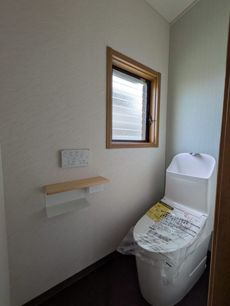 倉敷市 | キッチンの配置を変え、リビングの主役でもあり空間に馴染む存在となりました。