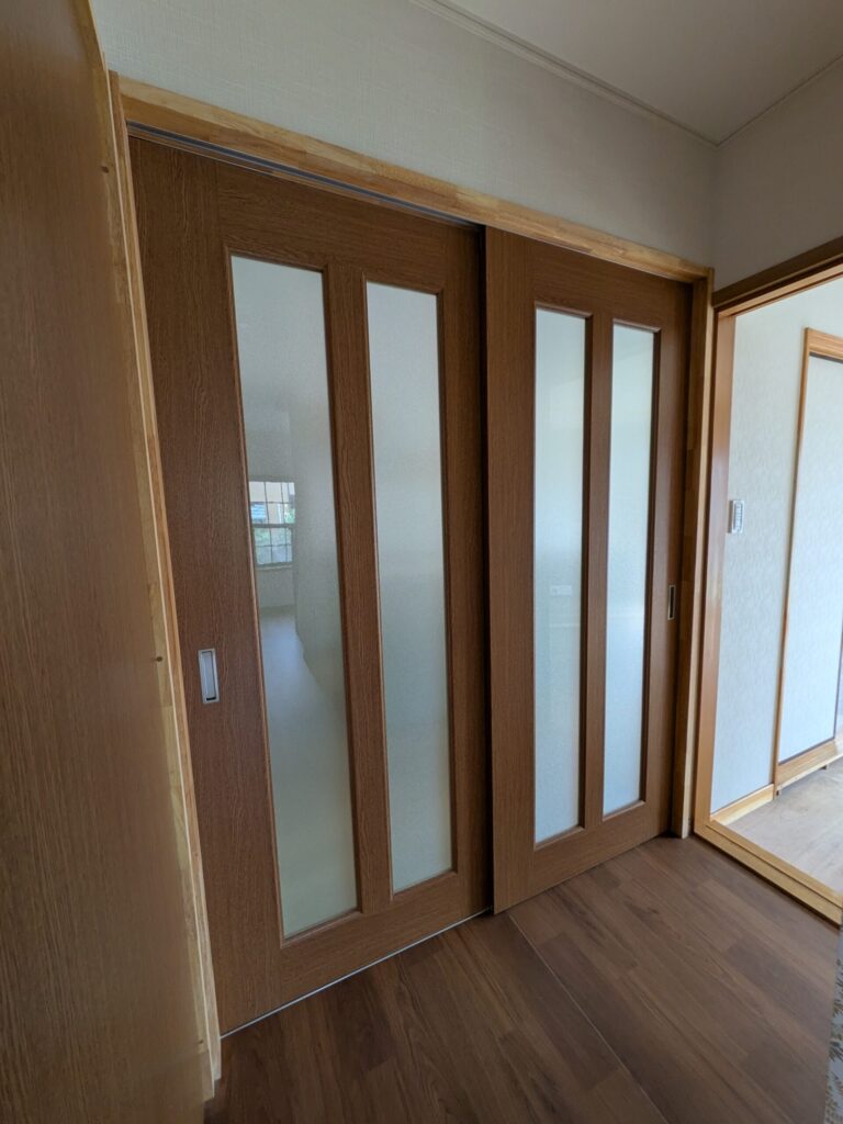 倉敷市 | キッチンの配置を変え、リビングの主役でもあり空間に馴染む存在となりました。