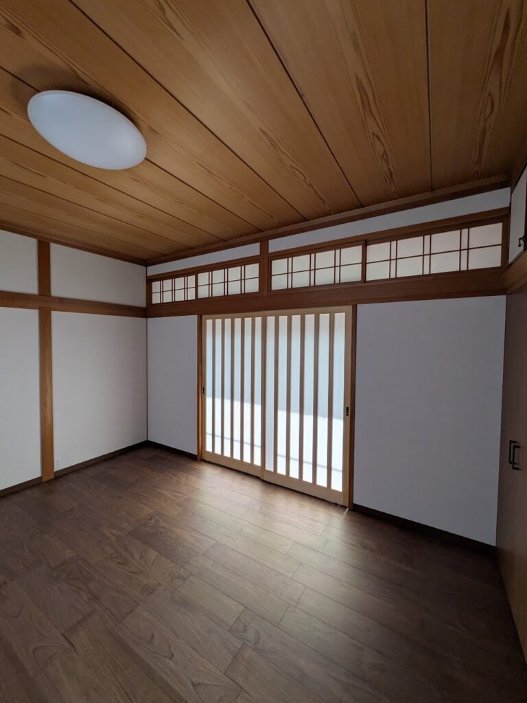 倉敷市｜ベッドも置ける！和室を快適なモダン洋室へ