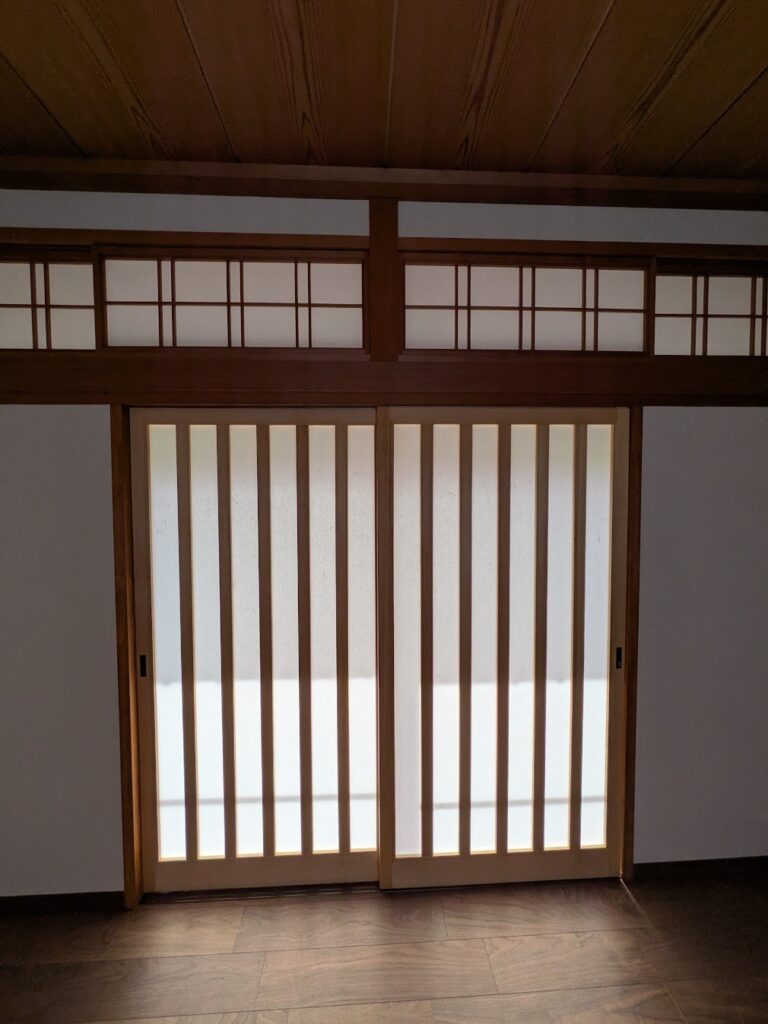 倉敷市｜ベッドも置ける！和室を快適なモダン洋室へ