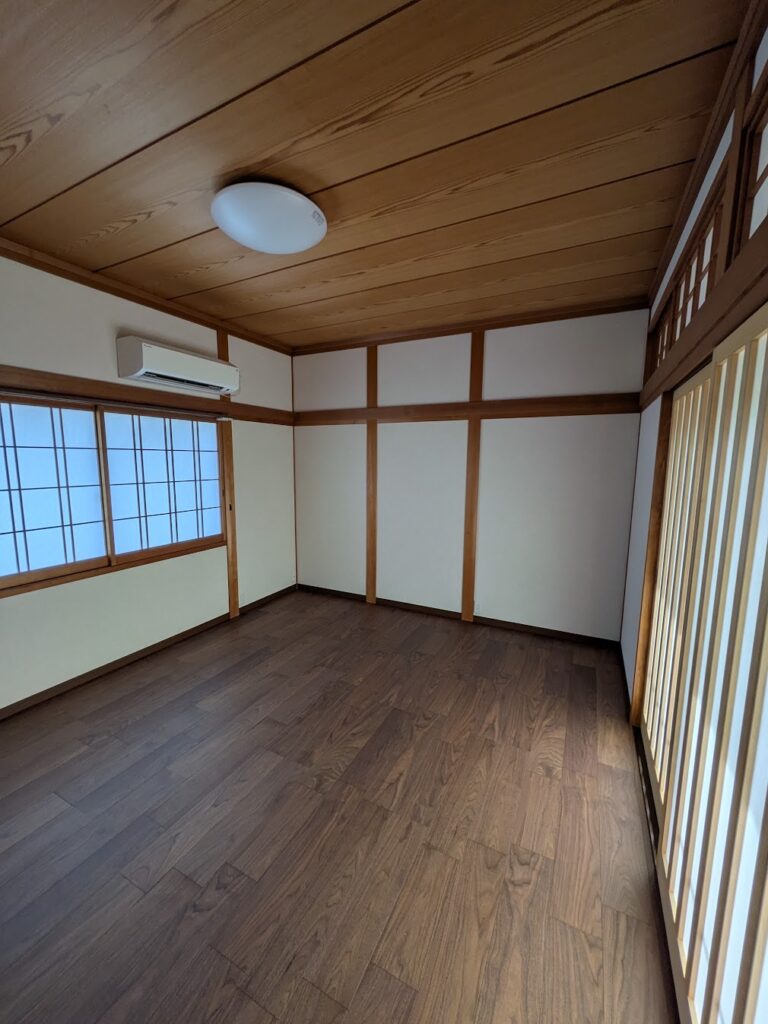 倉敷市｜ベッドも置ける！和室を快適なモダン洋室へ