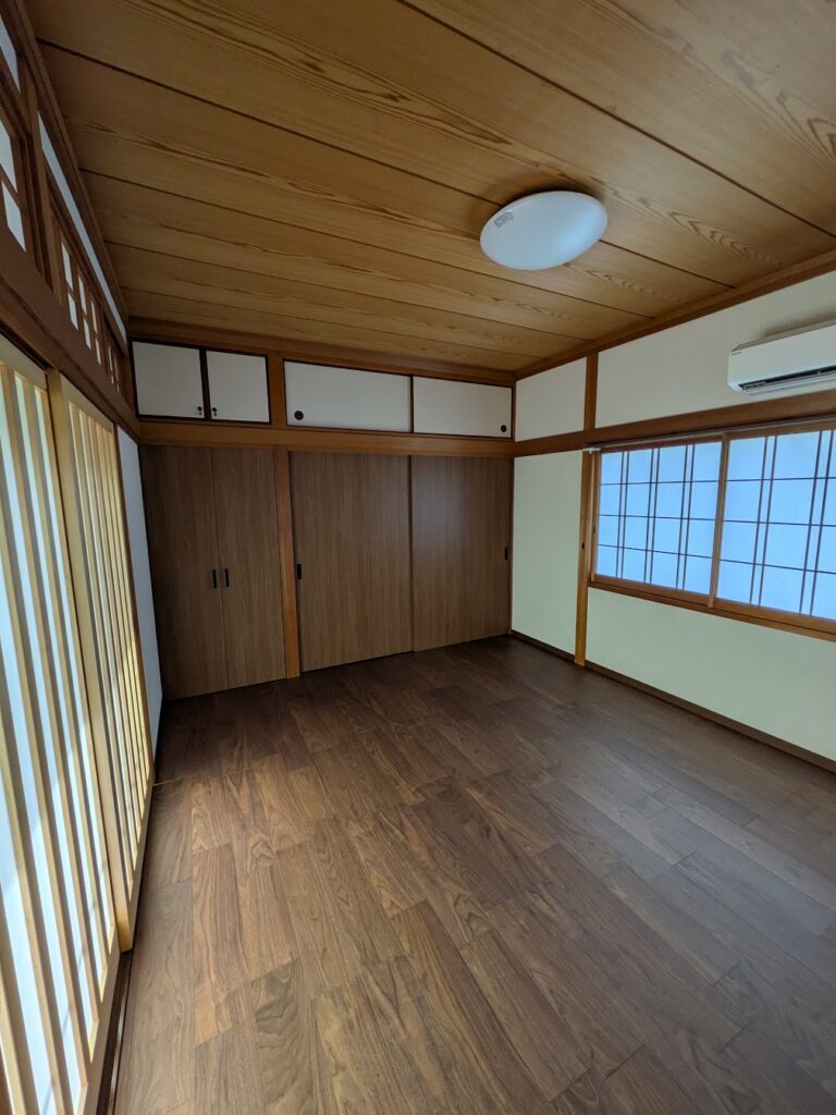 倉敷市｜ベッドも置ける！和室を快適なモダン洋室へ