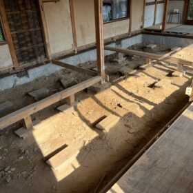 総社　古民家改修　解体中