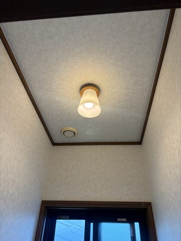 倉敷市｜【トイレ工事】アクセントで素敵な空間になりました！