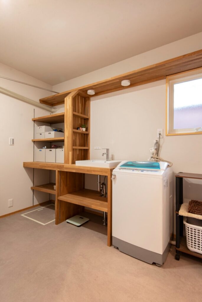 岡山市│縁側を取り込んだ光のLDKと趣味を愉しむ土間。記憶を継承し世代を繋ぐ家