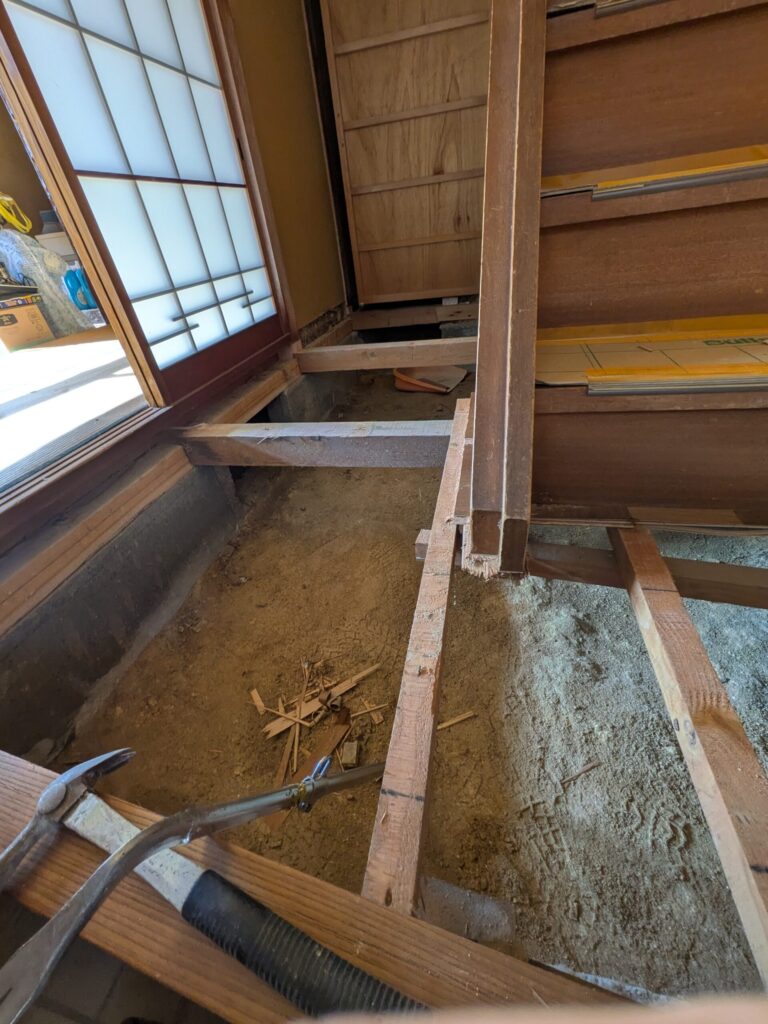 笠岡市│和室からフローリングへ!段差を解消し廊下まで繋がるバリアフリー内装リフォーム