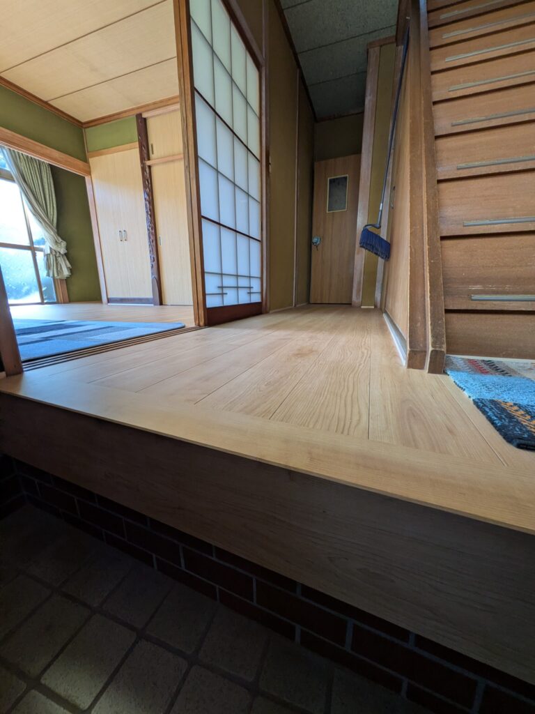笠岡市│和室からフローリングへ！段差を解消し廊下まで繋がるバリアフリー内装リフォーム