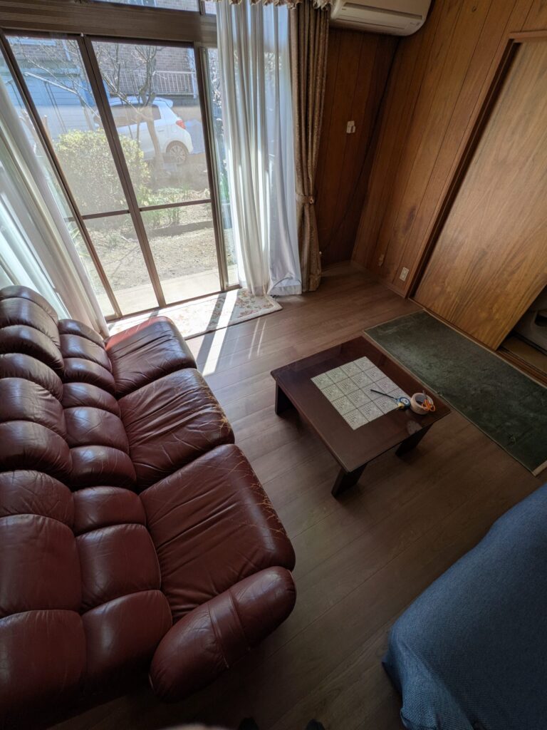 浅口市│絨毯・寄木床から一新！洋室と廊下のフローリング張り替えで明るく快適な住まいへ