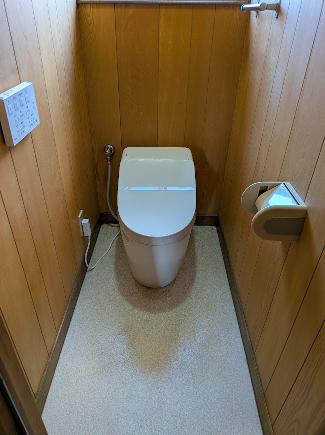 立て続けのトラブルを機に決断！各メーカーを比較して選んだこだわりの最新トイレへまるごと交換✨